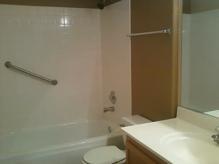 932 Mesquite Springs Dr #201 — Photo 10