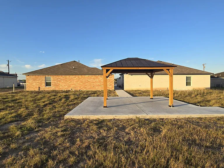 36186 State Highway 100 #A2 — Photo 13