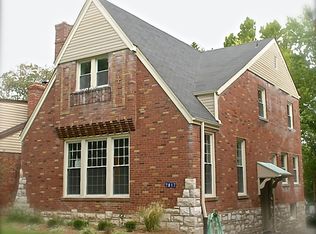 7817 Stanford Ave, University City, MO