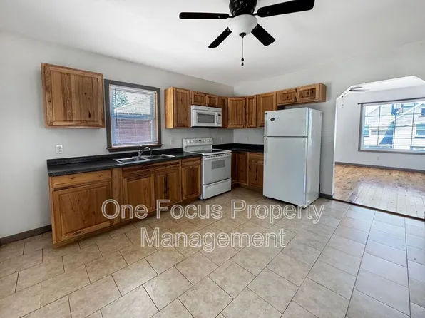 25 S Highland St #1, Lock Haven, PA 17745