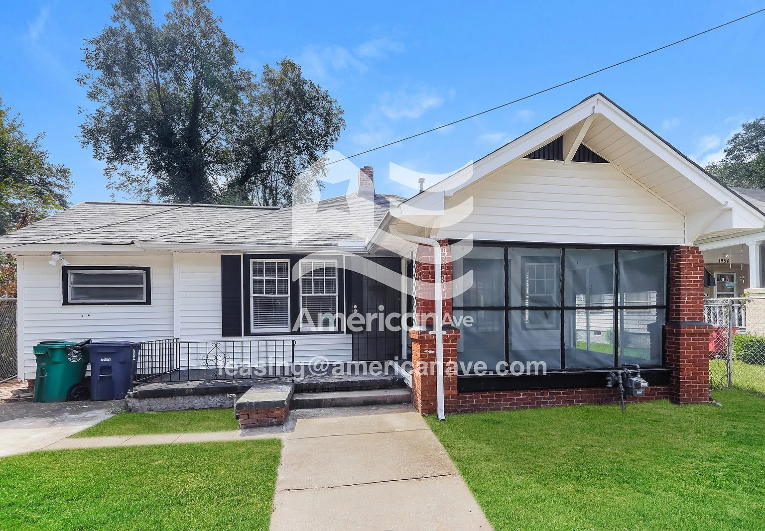 3 bed, 1.0 bath, 1176 sqft, $1,250 — Photo 1