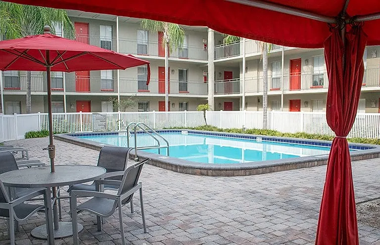 Promenade At Belleair Apartments — Photo 5