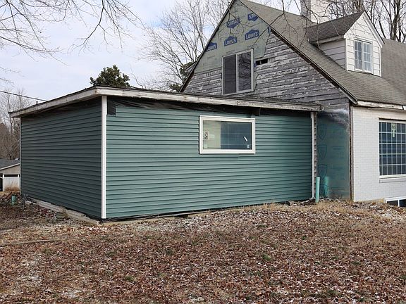 4th image of 401 Oakview Dr