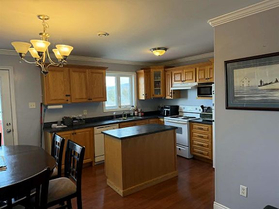 5th image of 50 Fagans Road