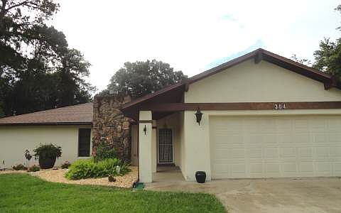2nd image of 304 Memorial Dr