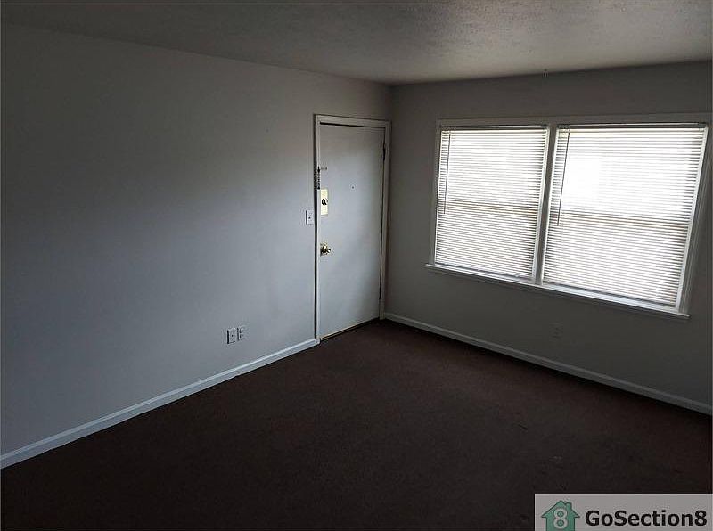 5112 Valiant Dr Louisville, KY, 40216 Apartments for Rent Zillow