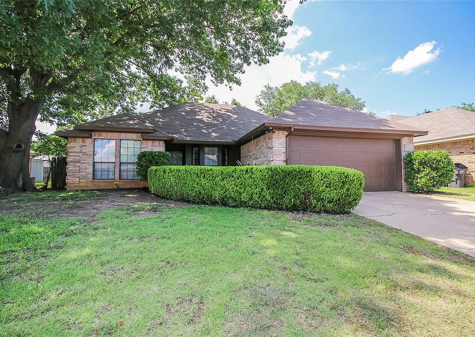 1st image of 3820 Ashley Ln