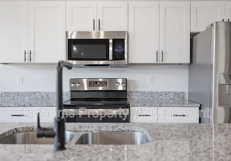 295 Plus Park Blvd #116 — Photo 9