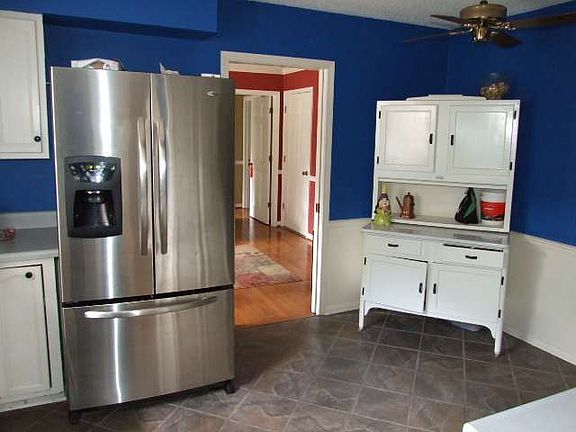 5th image of 1313 Johnson Dr