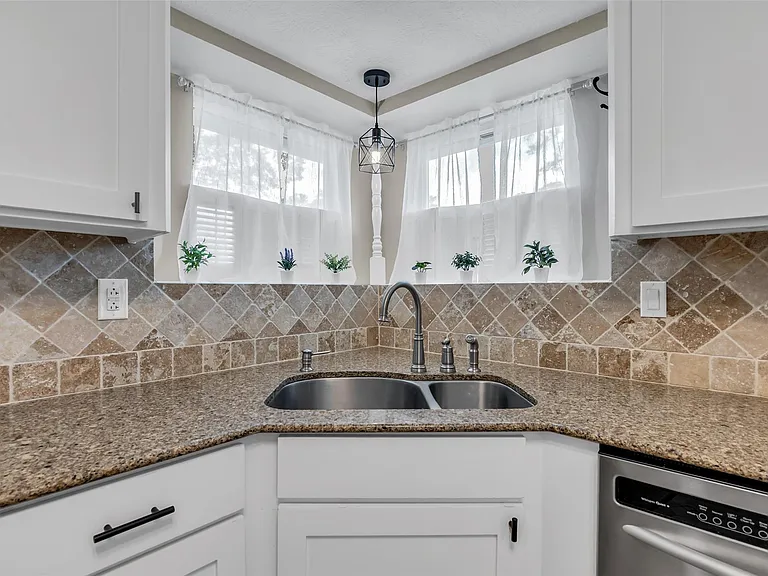 22502 Fields Ln — Photo 15
