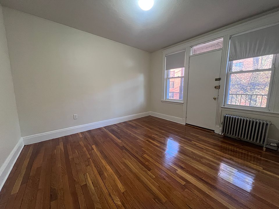 1st image of 1637 Commonwealth Ave #27