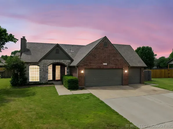 12712 E 89th St N, Owasso, OK 74055