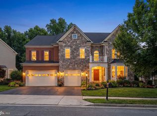 19219 Burnt Bridge Dr, Leesburg, VA