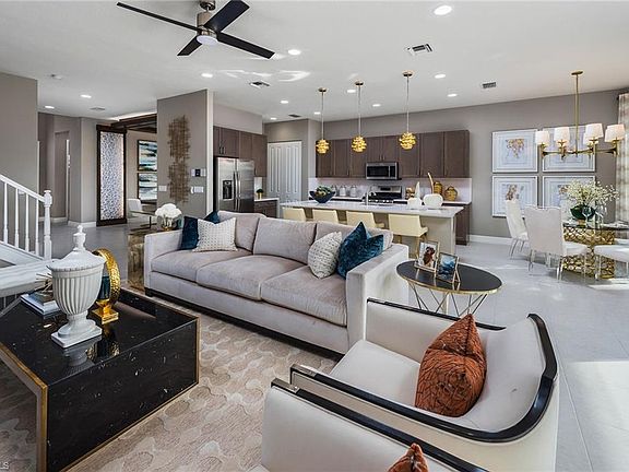 3rd image of 4458 Kensington Cir