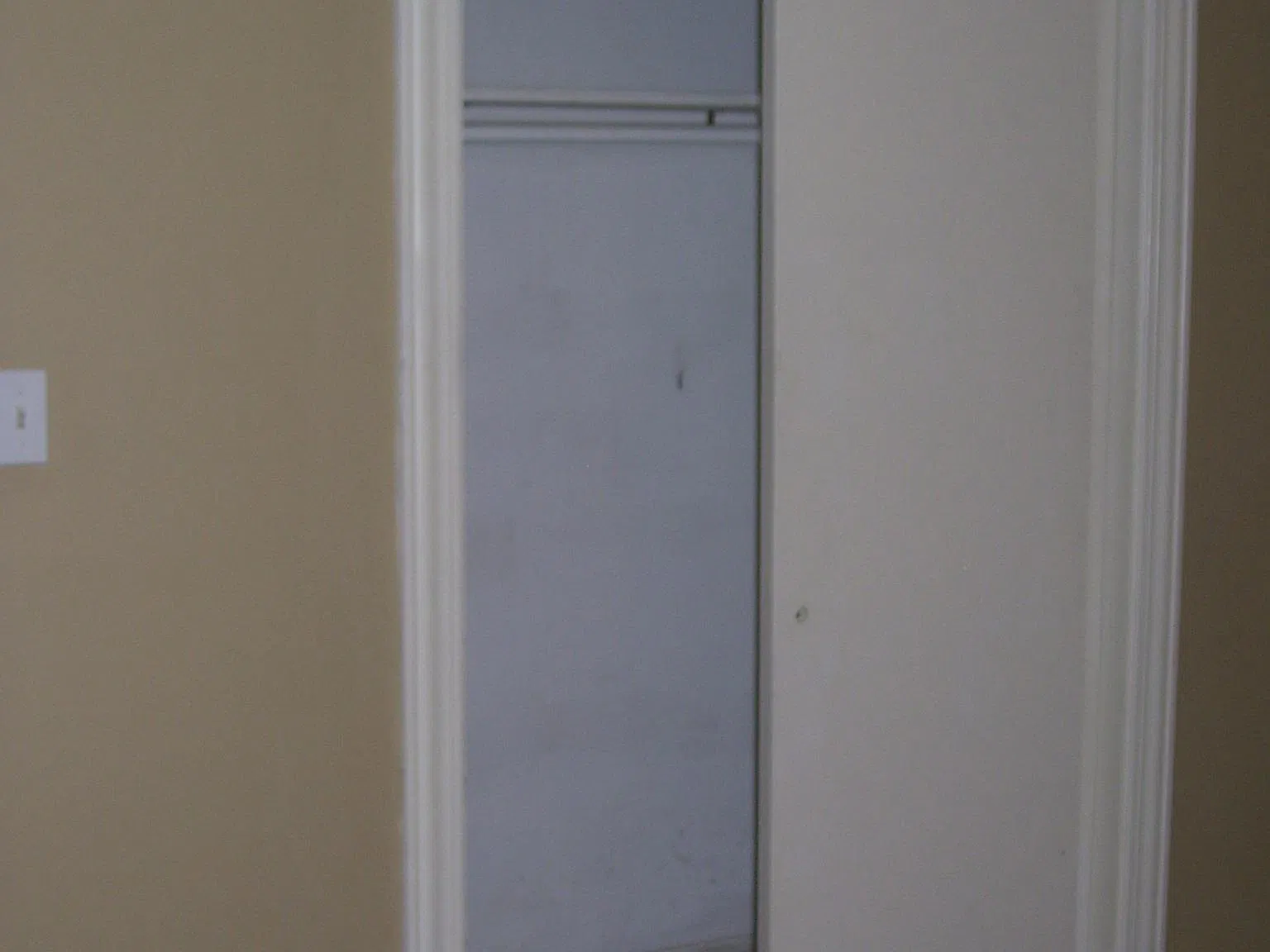 2 bed, 1008 sqft, $1,350 — Photo 2