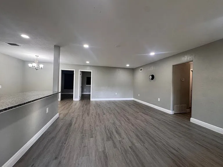 603 Ridge Blvd — Photo 3