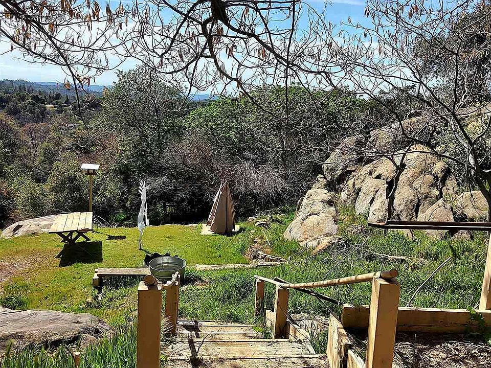 1st image of 19232 Overlook Dr