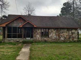721 W 3rd St, Rector, AR 72461