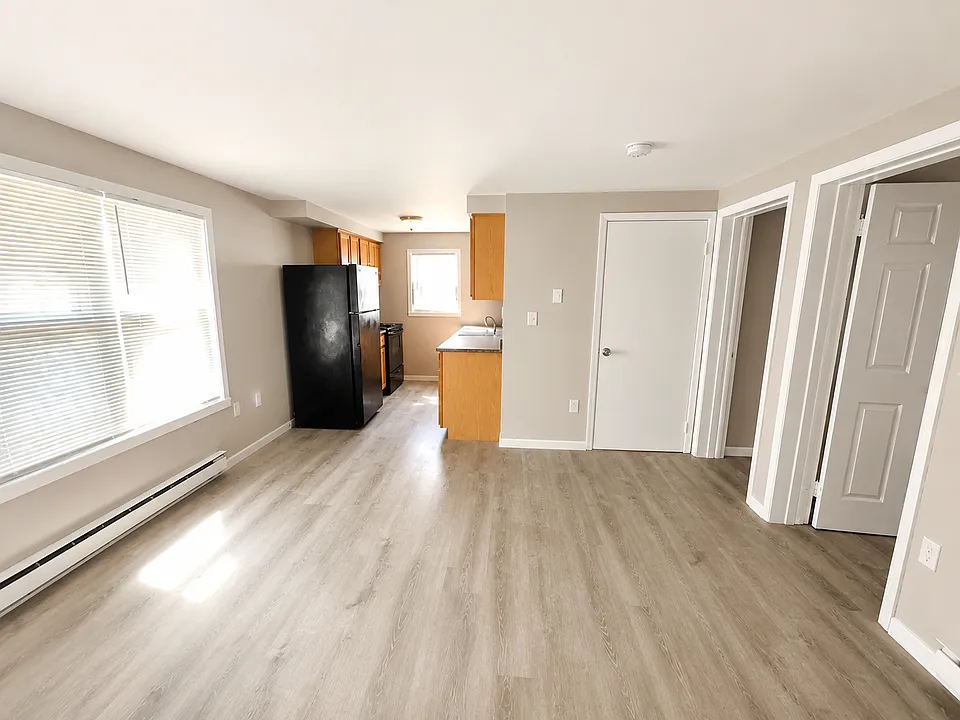 311 Littleton Ave #3AA