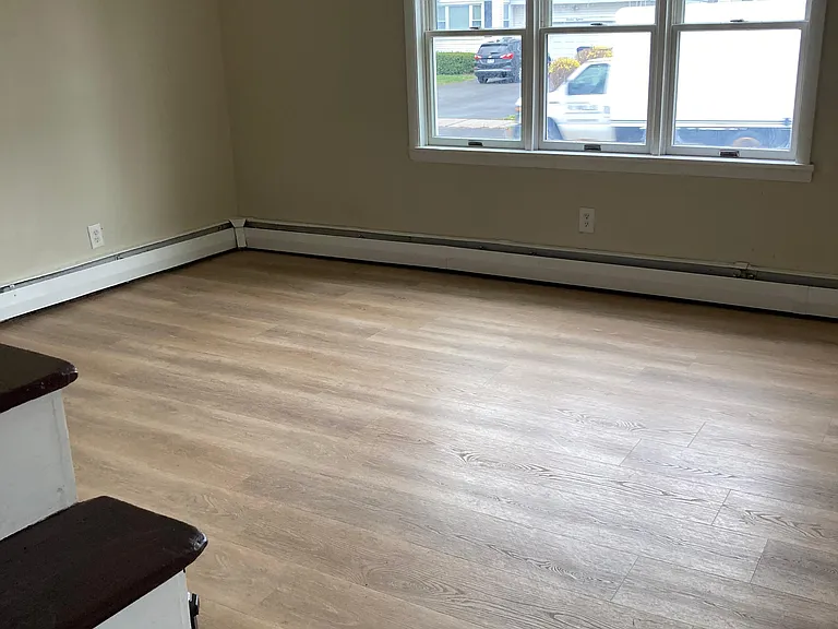 1429 Titus Ave — Photo 2