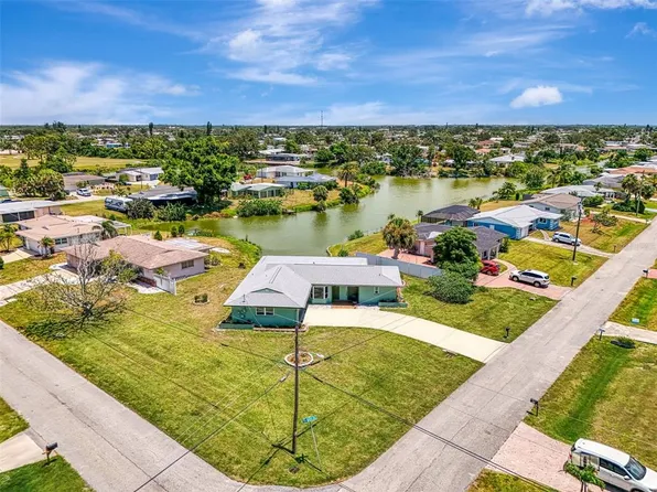 401 Clover Rd, Venice, FL 34293