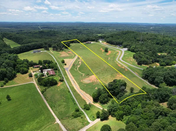 272 Hughes Rd SE, Cleveland, TN 37323
