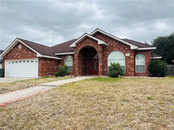 1245 Carlos Trl, Alice, TX 78332