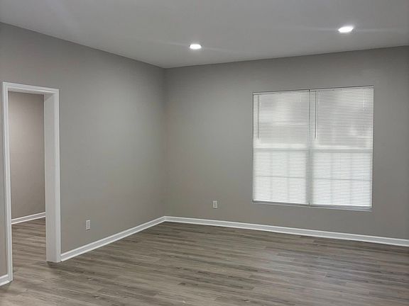 3rd image of 2320 E 12th St #1-2-8