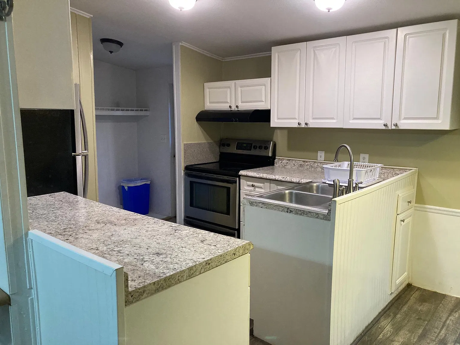 3 bed, 864 sqft, $1,500 — Photo 4