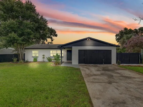 612 E Wheeler Rd, Seffner, FL 33584