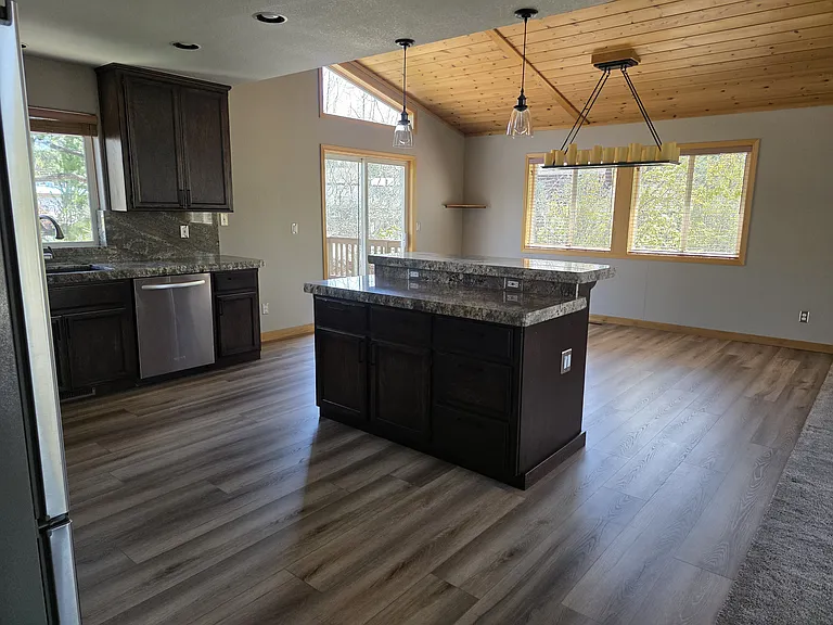 10231 Worchester Cir — Photo 22