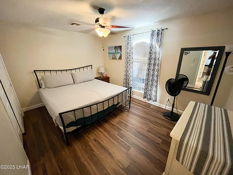 3185 Newport Dr — Photo 18