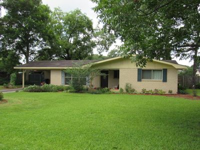 115 Saint Bernadette Dr, Lafayette, LA, 70507