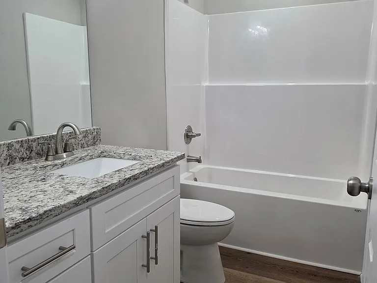 697 Armitage Way — Photo 20