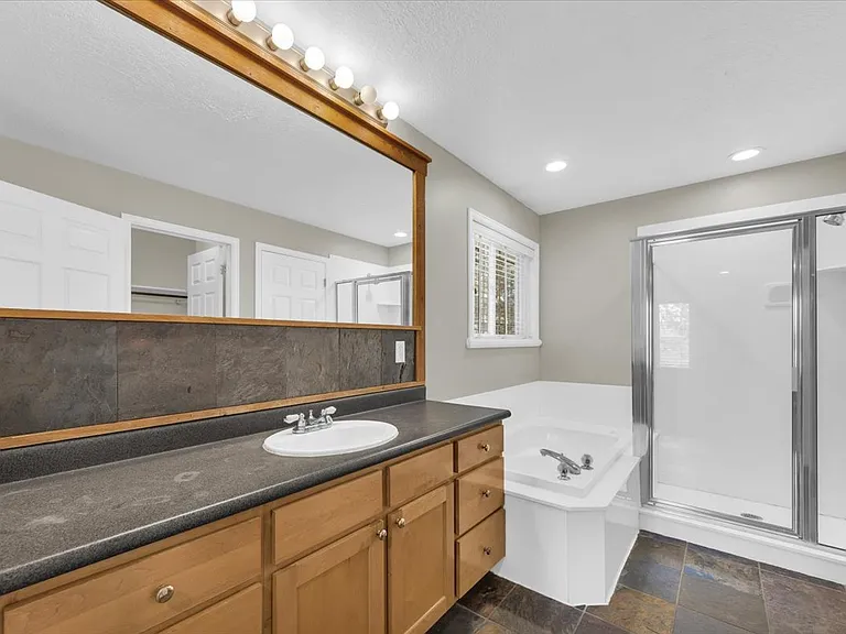 685 E Union Pines Ct — Photo 11