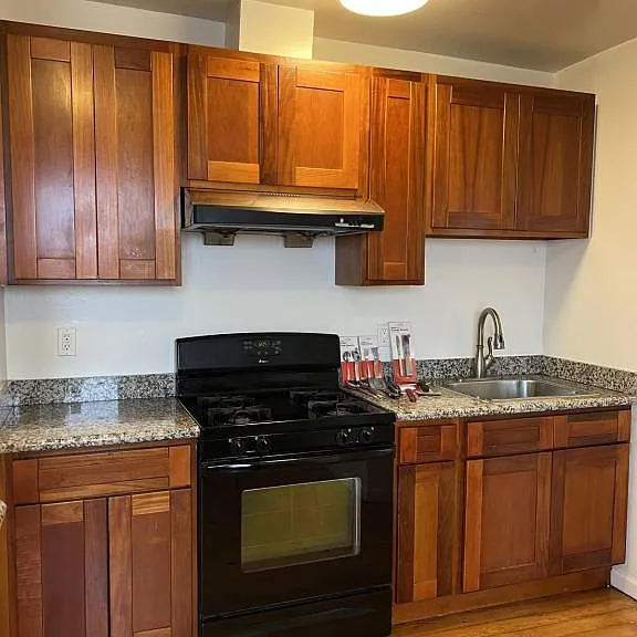 230 Lowell St #3 — Photo 7