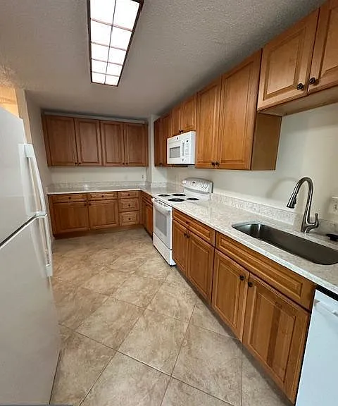 200 N Pickett St #1512 — Photo 7