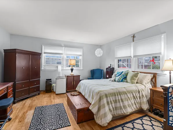 76 Jefferson Street image 28 of 36