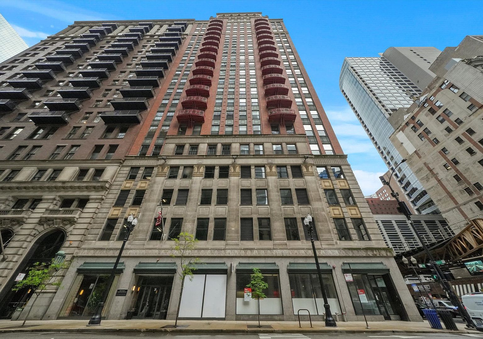 208 W Washington St APT 1911, Chicago, IL 60606 | Zillow
