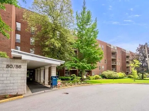 50-56 Broadlawn Park APT 316, Chestnut Hill, MA 02467