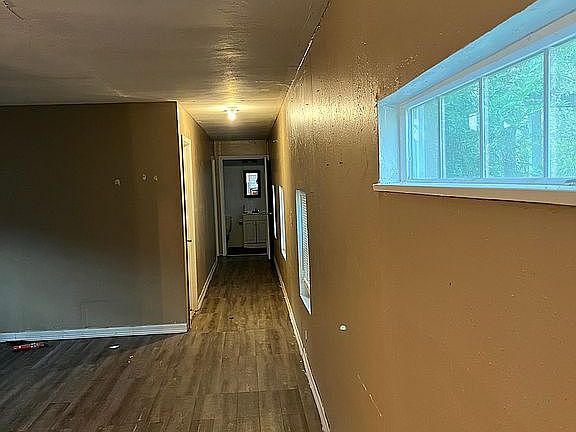 3rd image of 905 A St