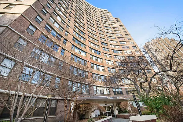 Sold by Keller Williams NYC | media 15