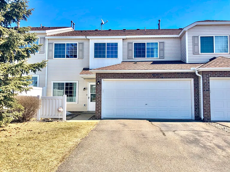 15738 Flackwood Trl — Photo 1
