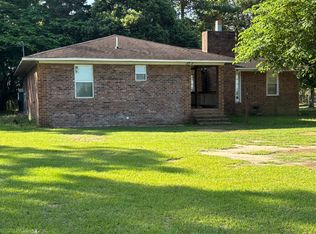 743 Woodrow Rd, Bishopville, SC 29010