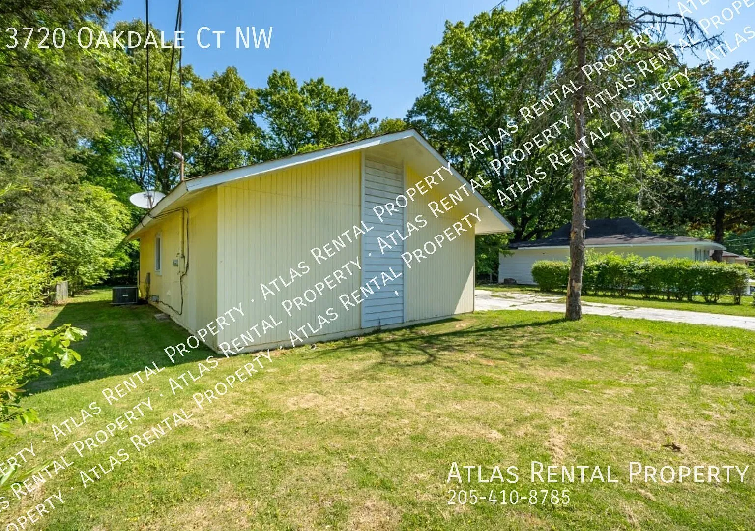 Pet Friendly/ Move in Ready Home in Huntsville! — Photo 3