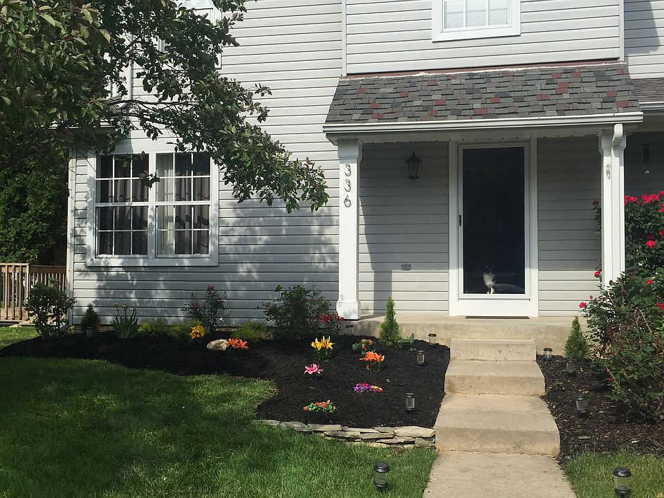 1st image of 336 Barrister Ct