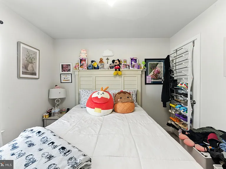 406 Honeyberry Ln — Photo 29