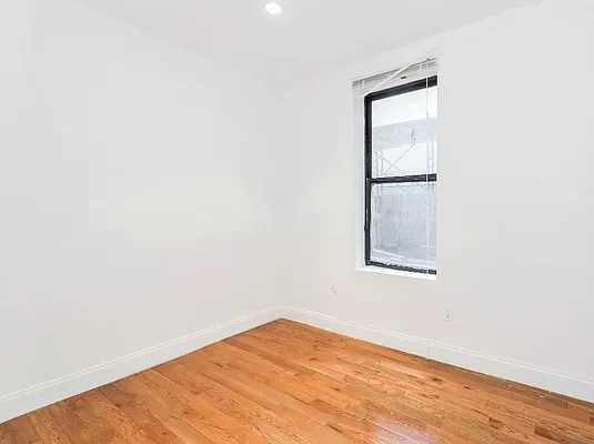 Rented by Platinum Properties | media 11