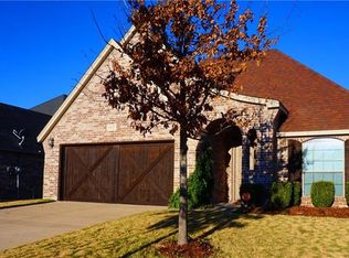 9820 Rio Frio Trl, Fort Worth, TX 76126