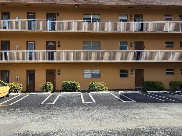 5031 W Oakland Park Blvd, Fort Lauderdale, FL